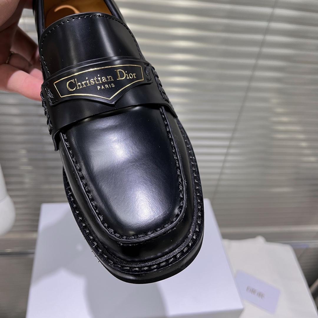 Dior Boy Loafer - FashionPlug