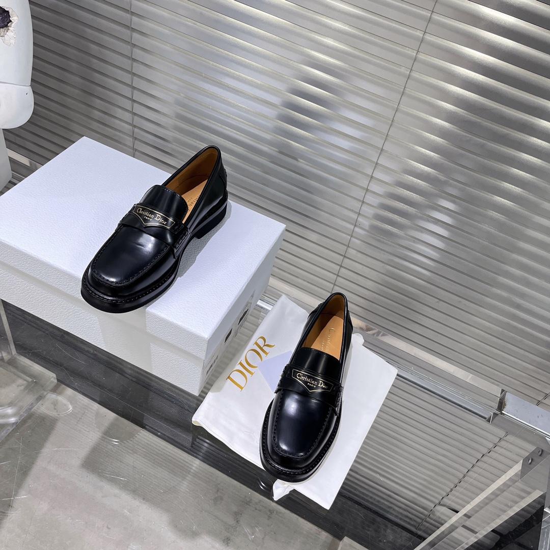Dior Boy Loafer - FashionPlug