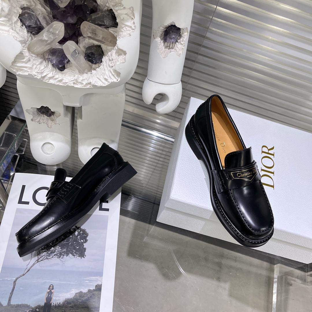 Dior Boy Loafer - FashionPlug