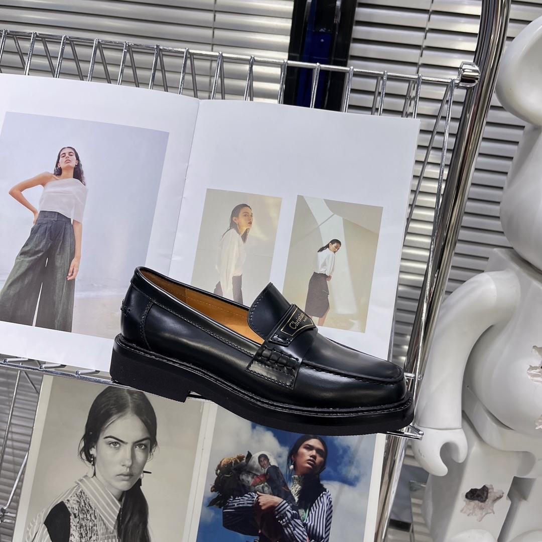 Dior Boy Loafer - FashionPlug