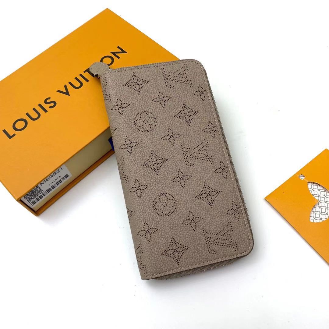 Louis Vuitton Zippy Wallet(19.5-10.5-2.5CM)     M69821 - FashionPlug