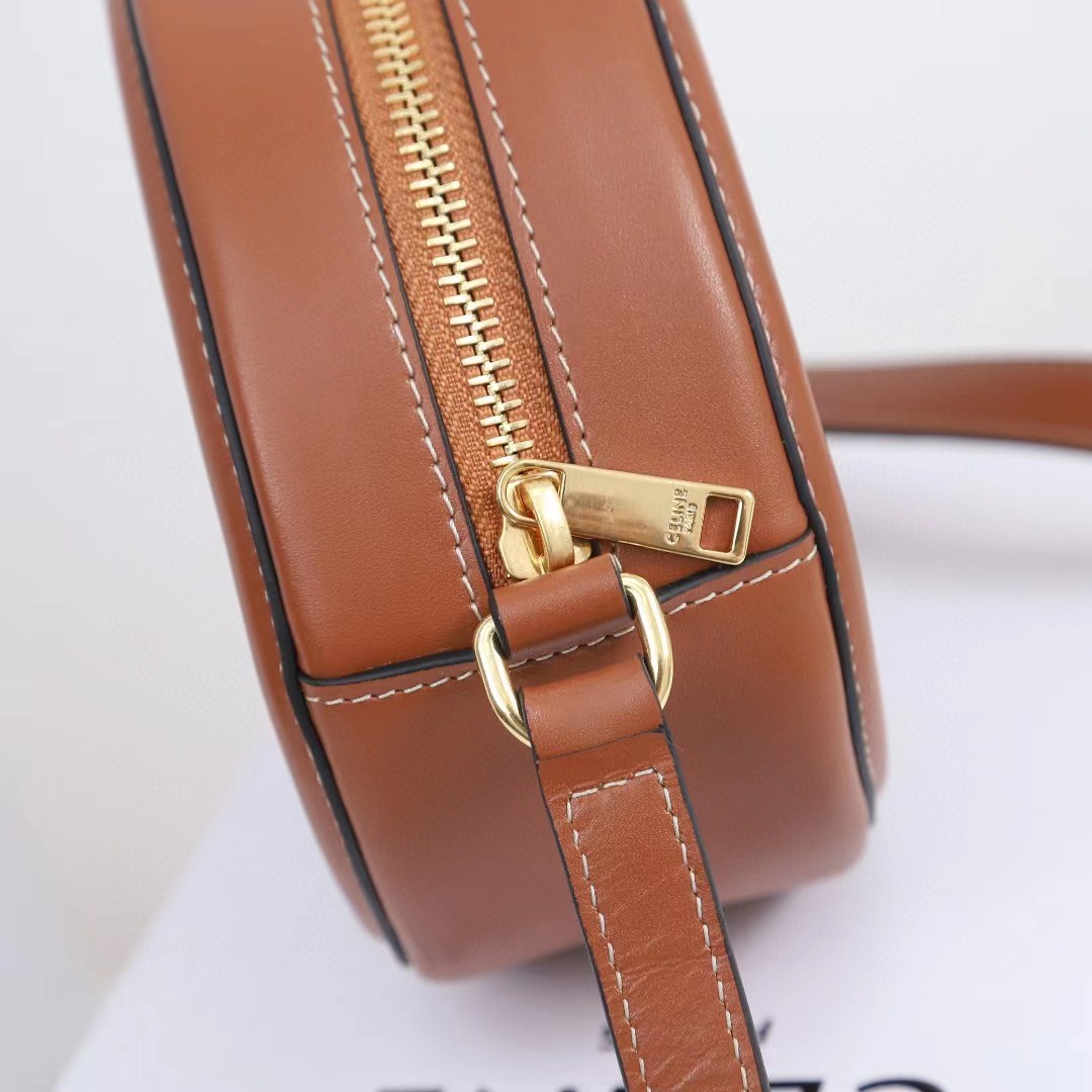 Celine Oval Bag Cuir Triomphe In Smooth Calfskin Tan - FashionPlug