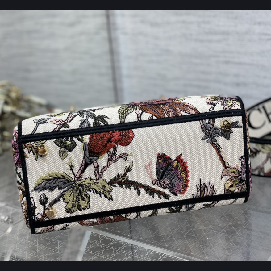 Dior Medium Lady D-lite Bag - FashionPlug