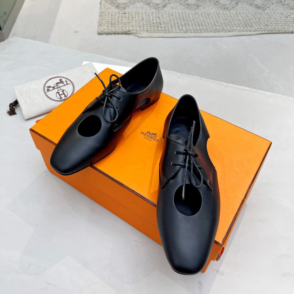 Hermes Lace-Up Shoes - FashionPlug