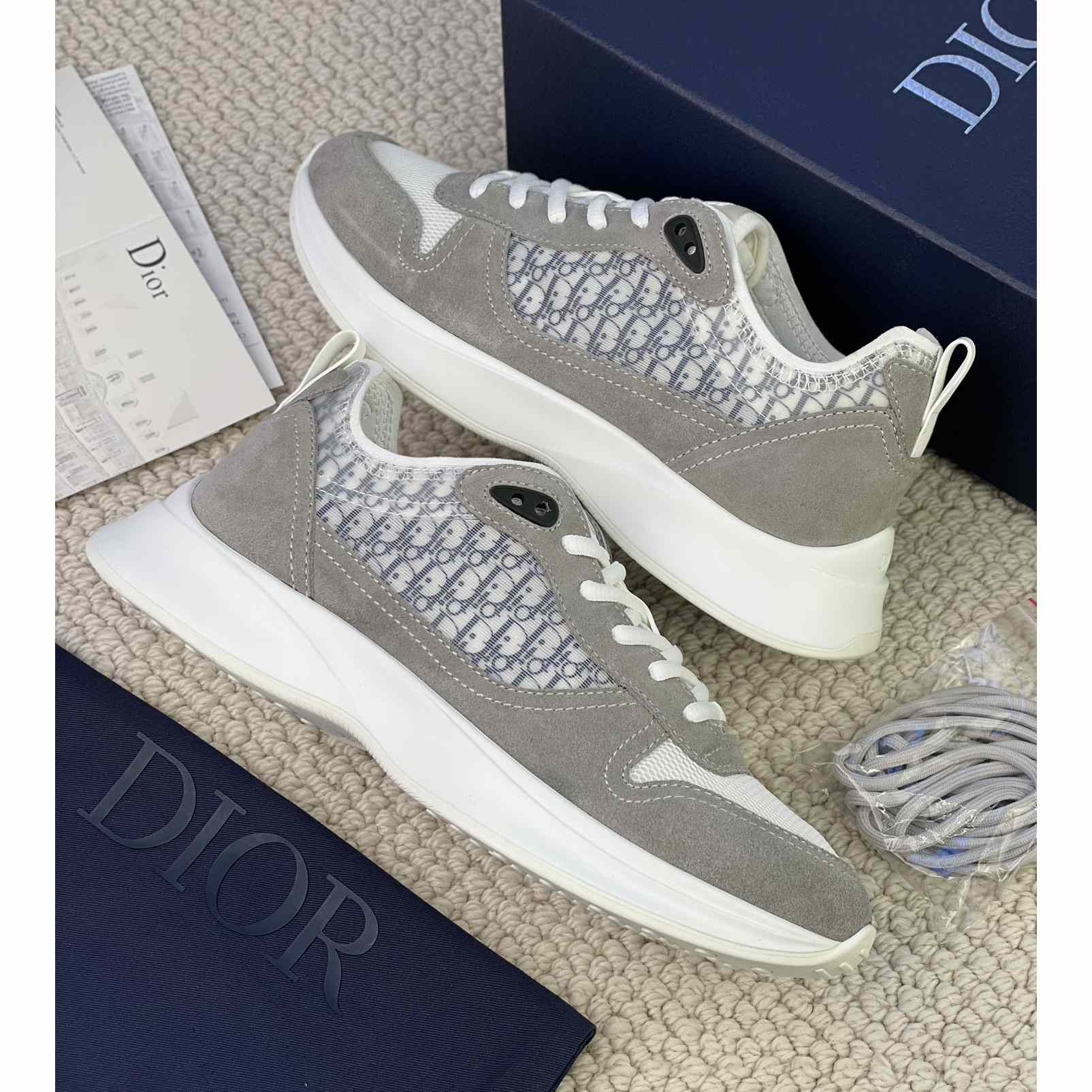 Dior B25 Runner Sneaker - FashionPlug