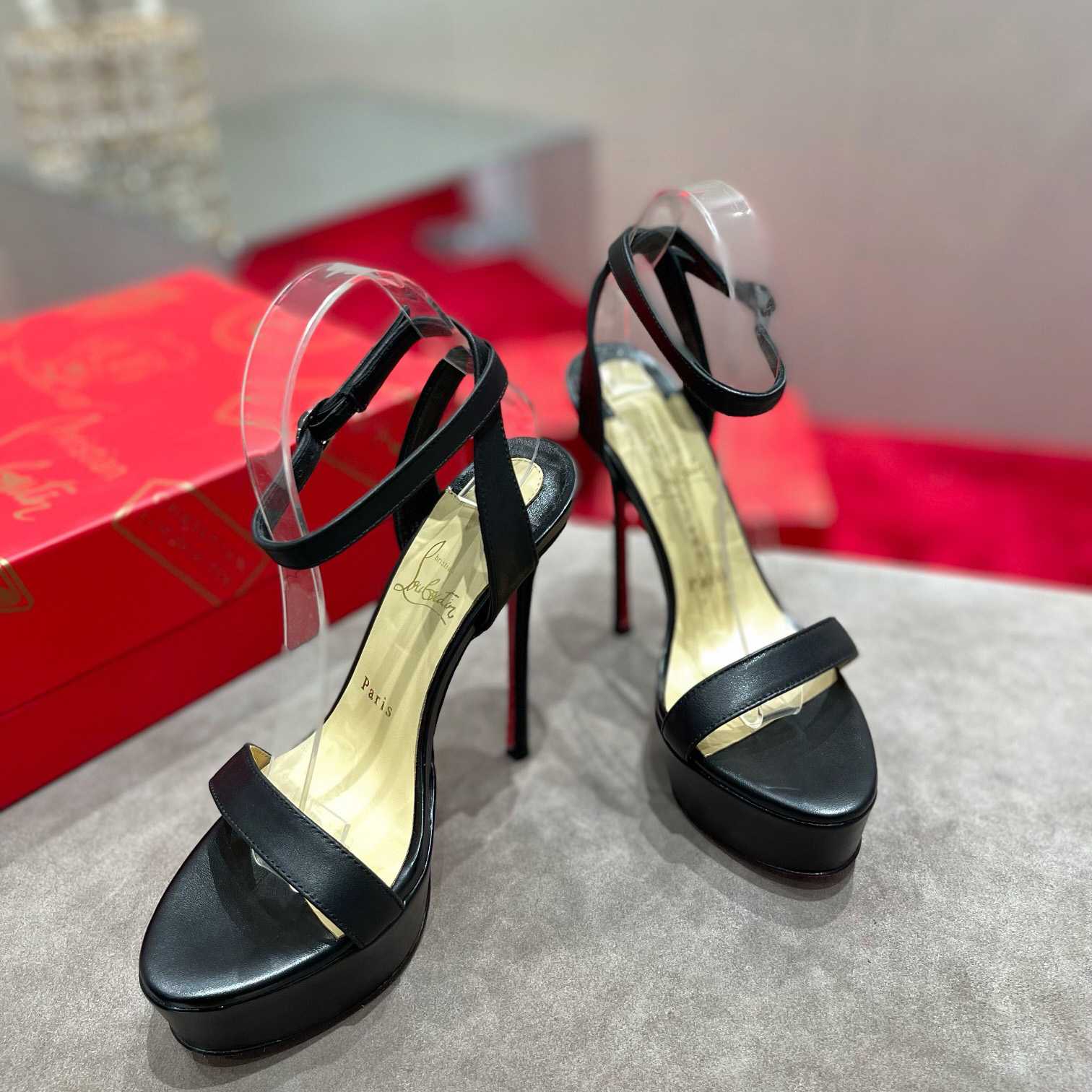 Christian Louboutin Loubi Queen Alta   150mm - FashionPlug