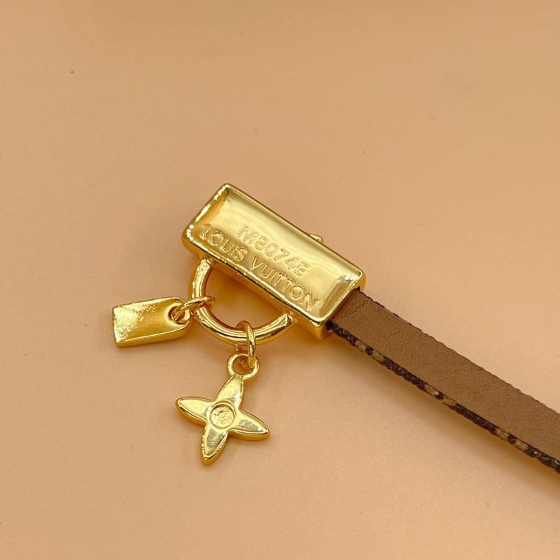 Louis Vuitton LV For You And Me Bracelet     M8074E - FashionPlug