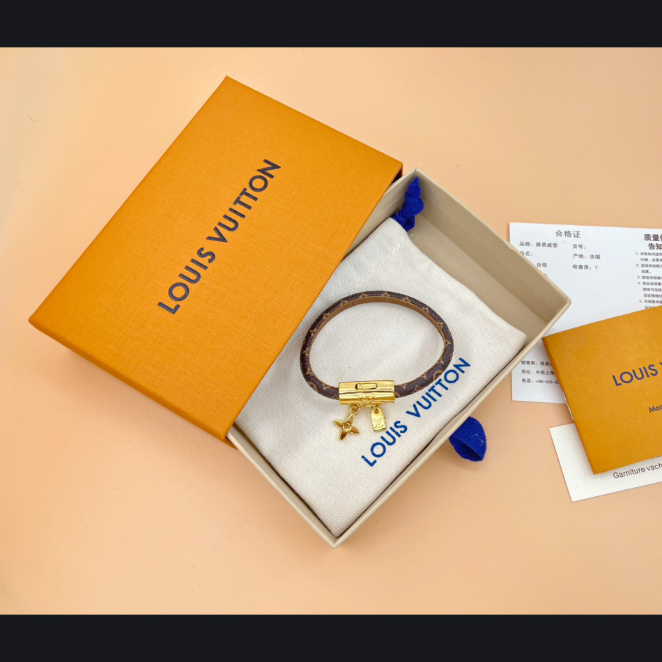 Louis Vuitton LV For You And Me Bracelet     M8074E - FashionPlug