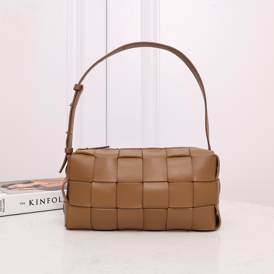 Bottega Veneta Brick Cassette - FashionPlug