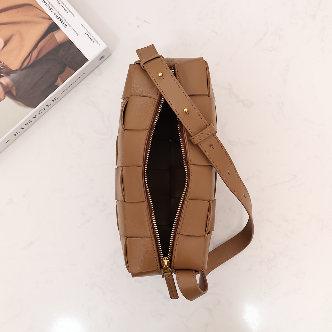 Bottega Veneta Brick Cassette - FashionPlug