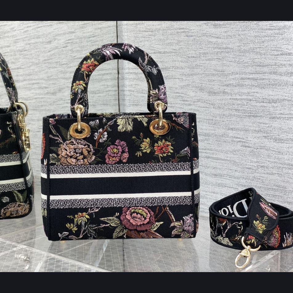 Dior Medium Lady D-lite Bag - FashionPlug
