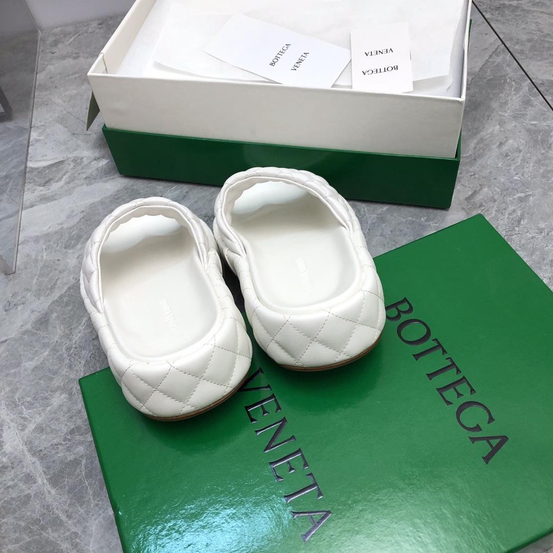 Bottega Veneta Padded  - FashionPlug