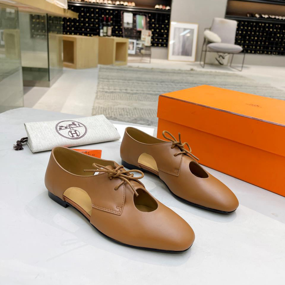 Hermes Lace-Up Shoes - FashionPlug