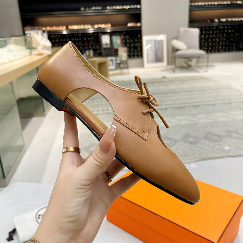 Hermes Lace-Up Shoes - FashionPlug