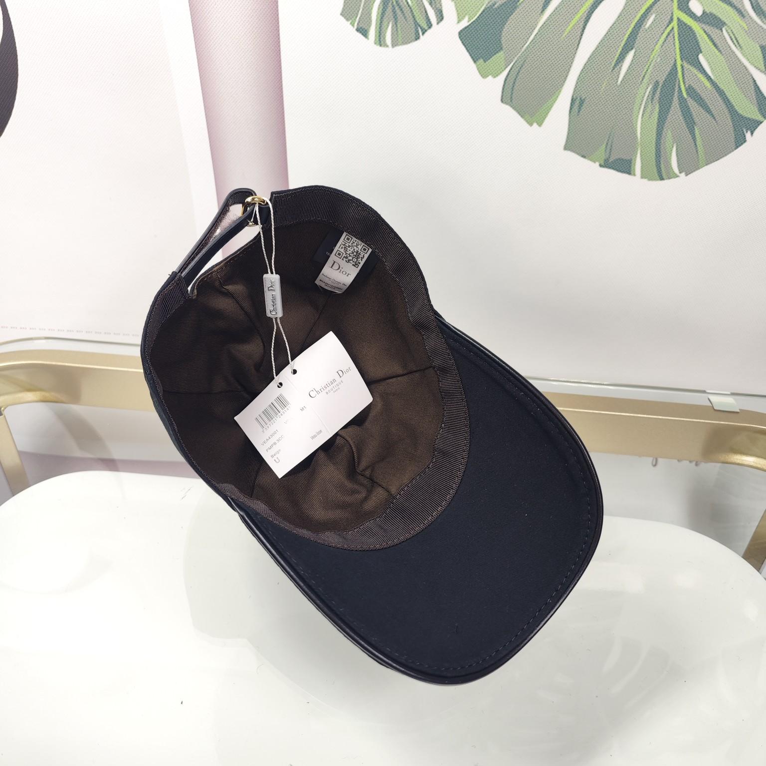 Dior Baseball Cap - FashionPlug