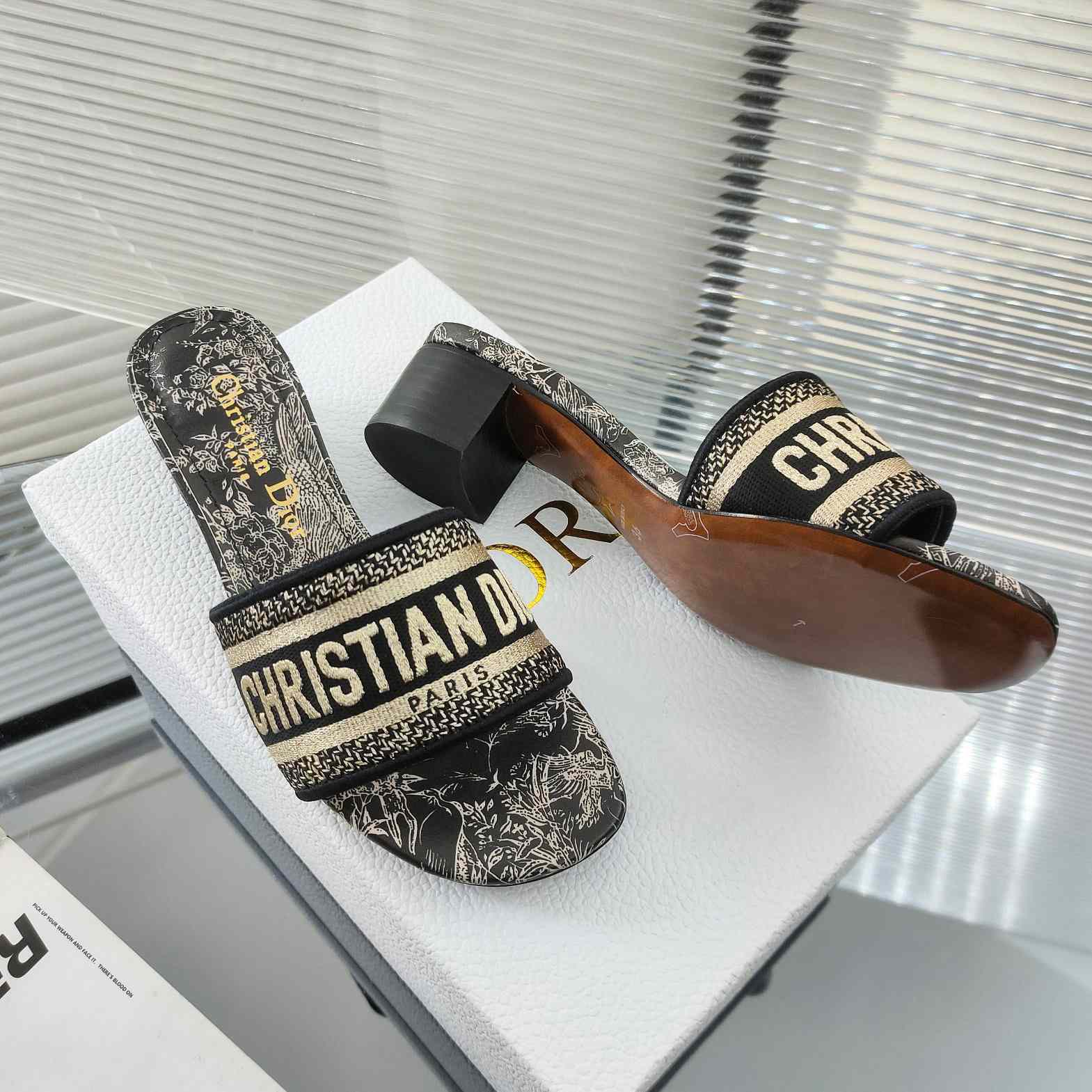 Dior Dway Open-Toe Pump - FashionPlug