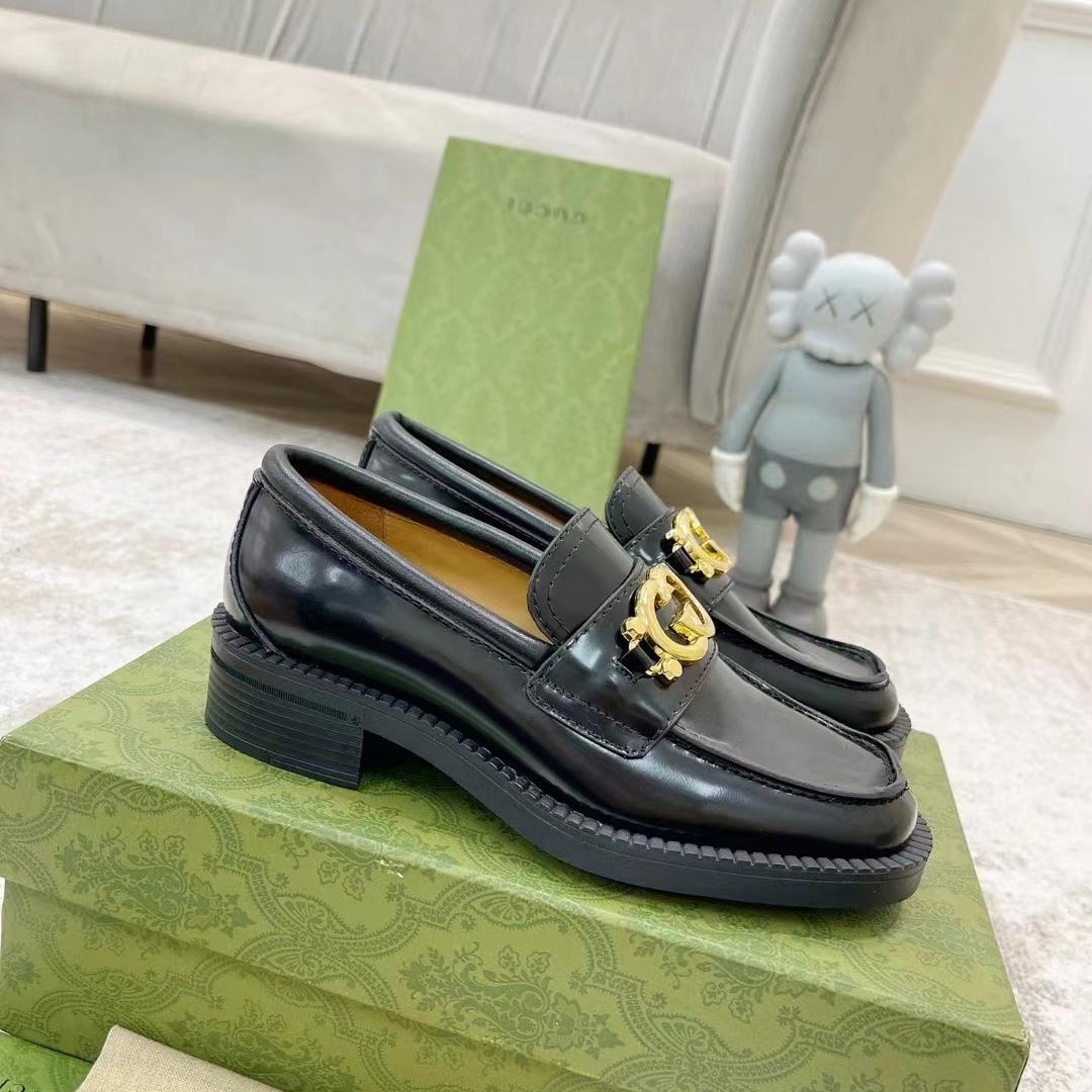 Gucci Women's Loafer With Interlocking G - FashionPlug