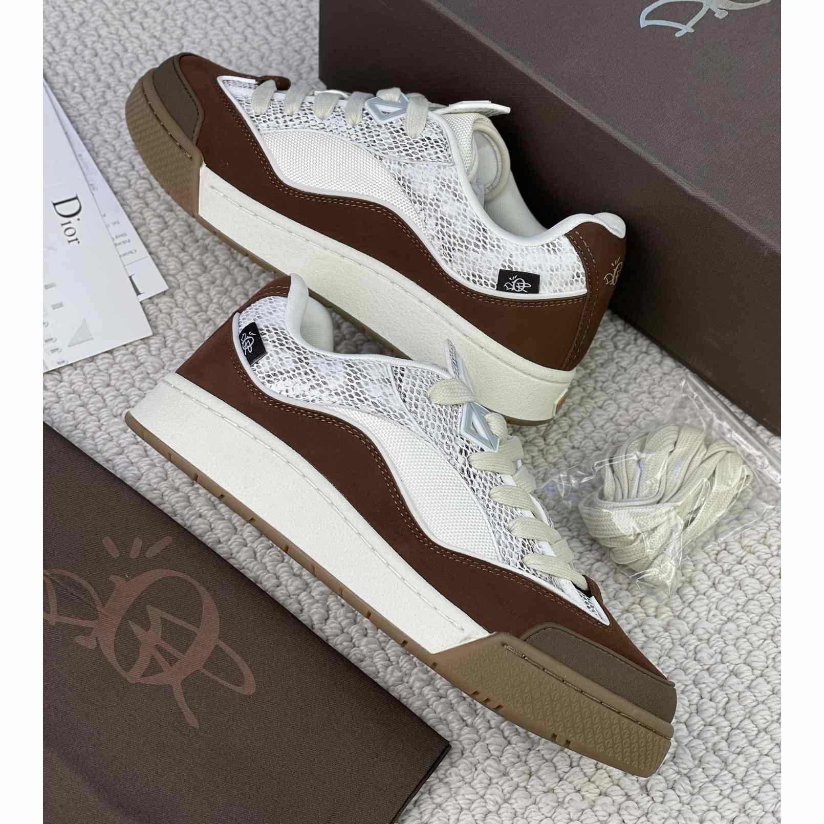 Dior B713 Cactus Jack Dior Sneaker  - FashionPlug