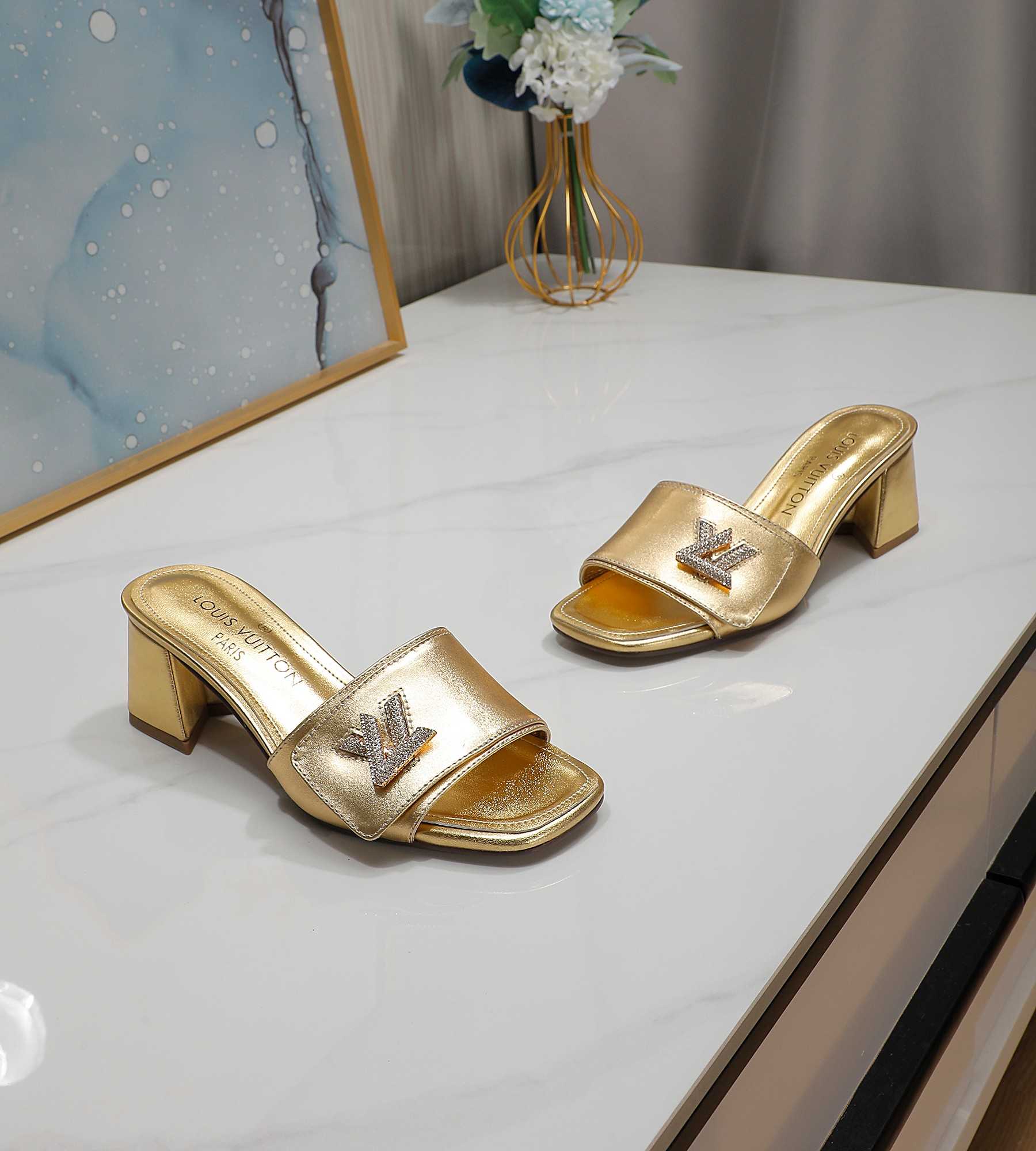 Louis Vuitton Shake Mule     1AB2PD - FashionPlug