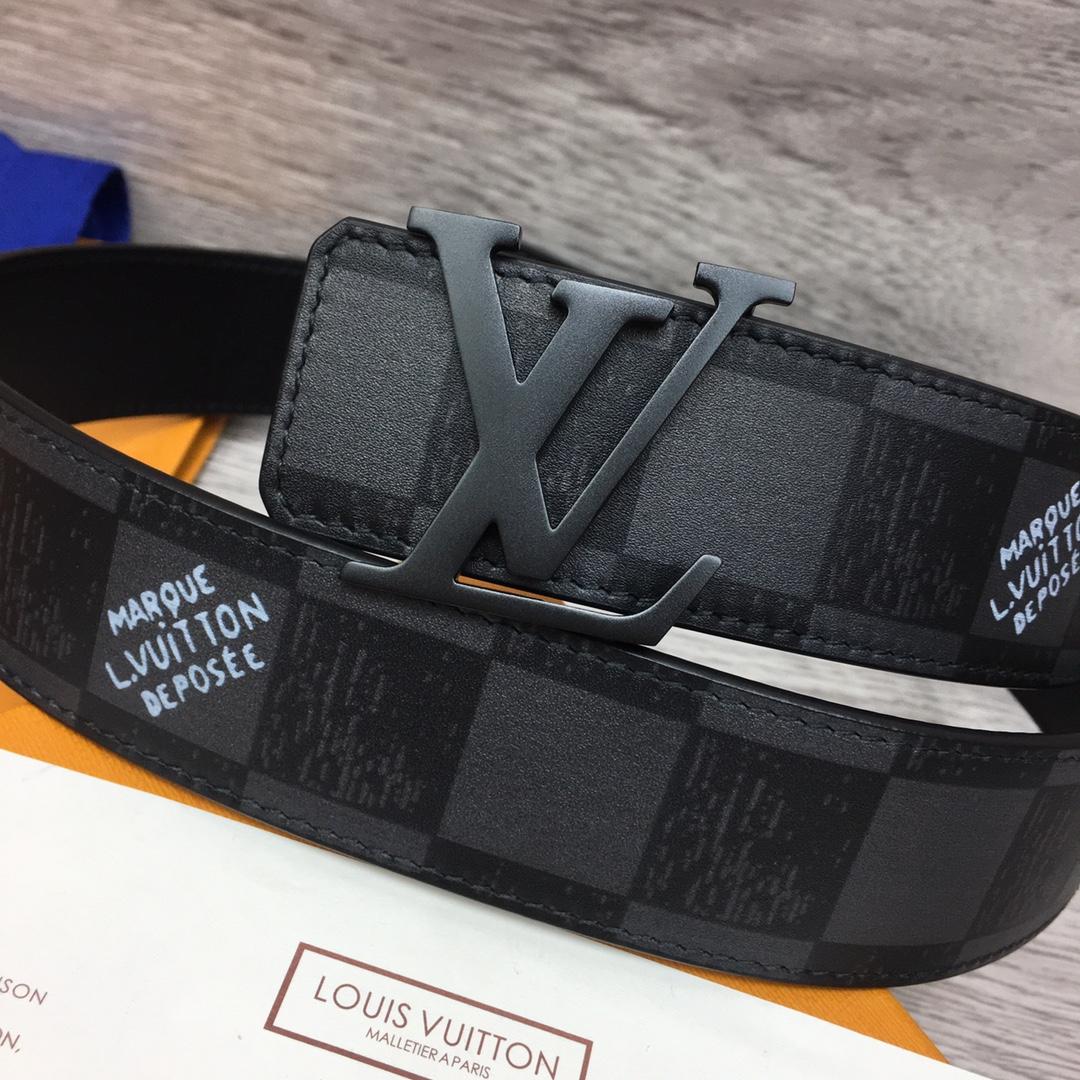 Louis Vuitton Reversible Belt  40mm - FashionPlug