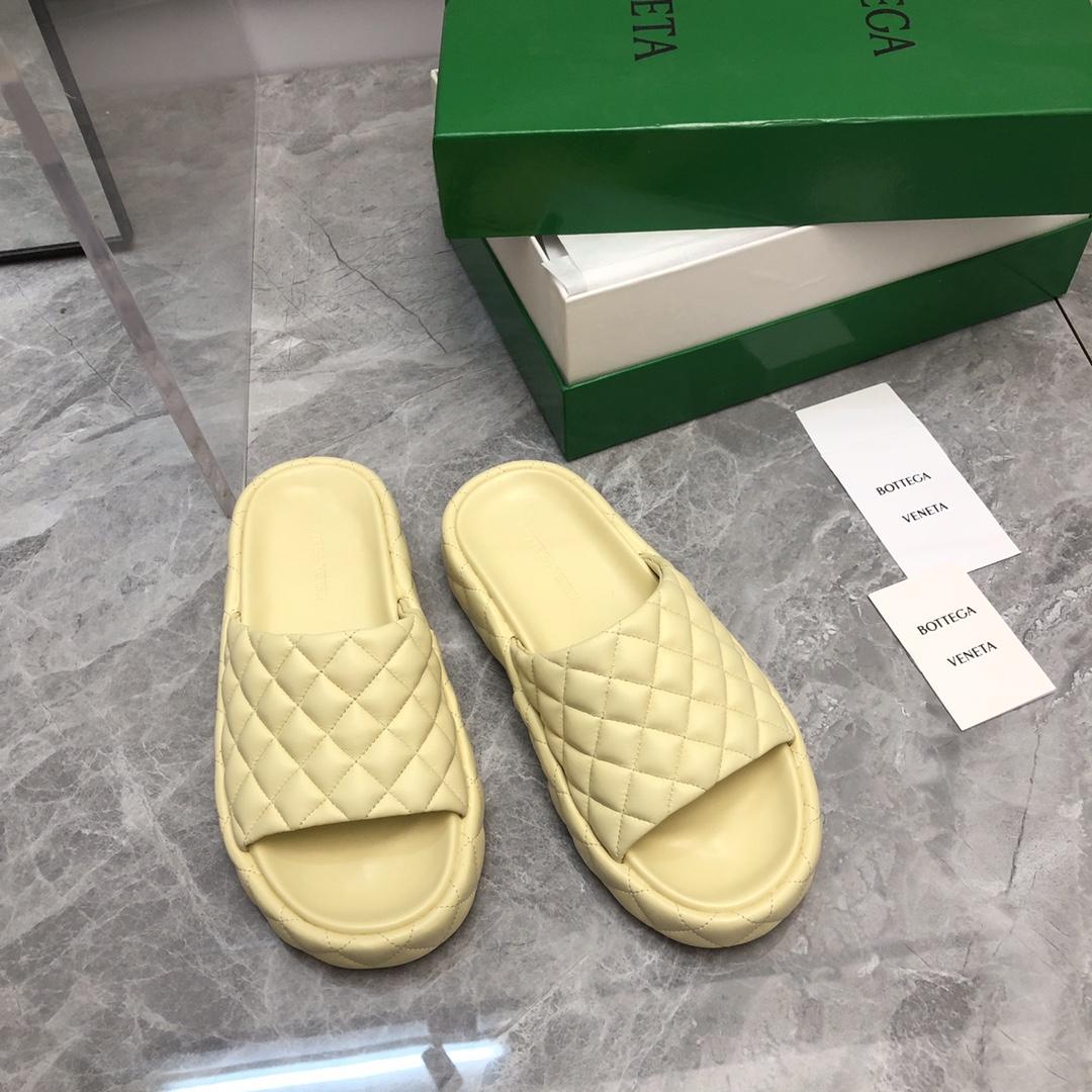 Bottega Veneta Padded  - FashionPlug