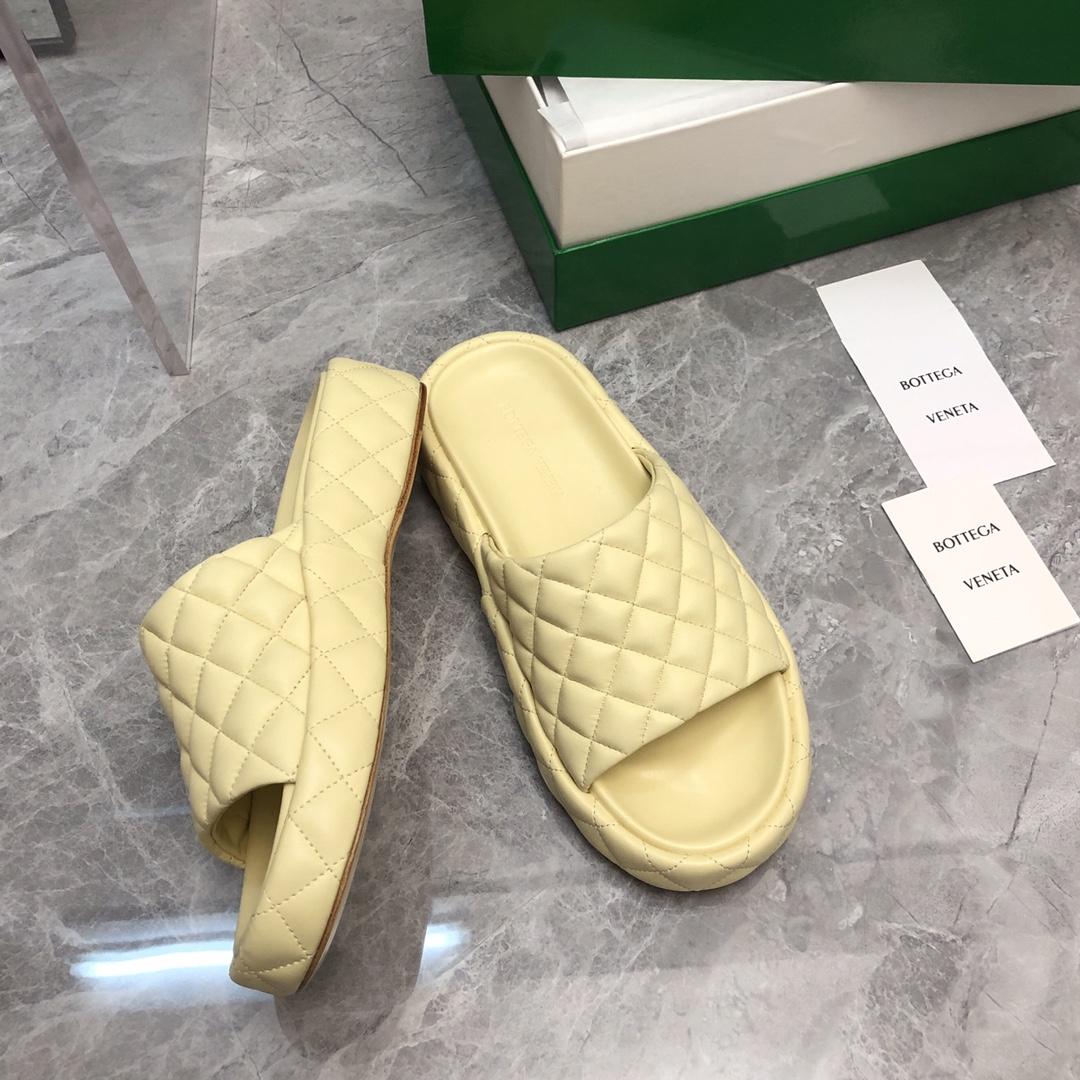 Bottega Veneta Padded  - FashionPlug