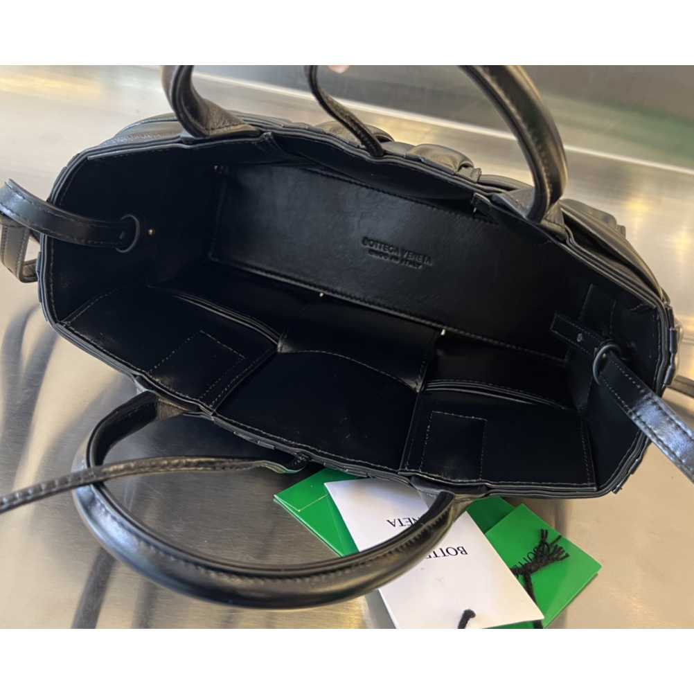 Bottega Veneta Mini Arco Tote Bag - FashionPlug