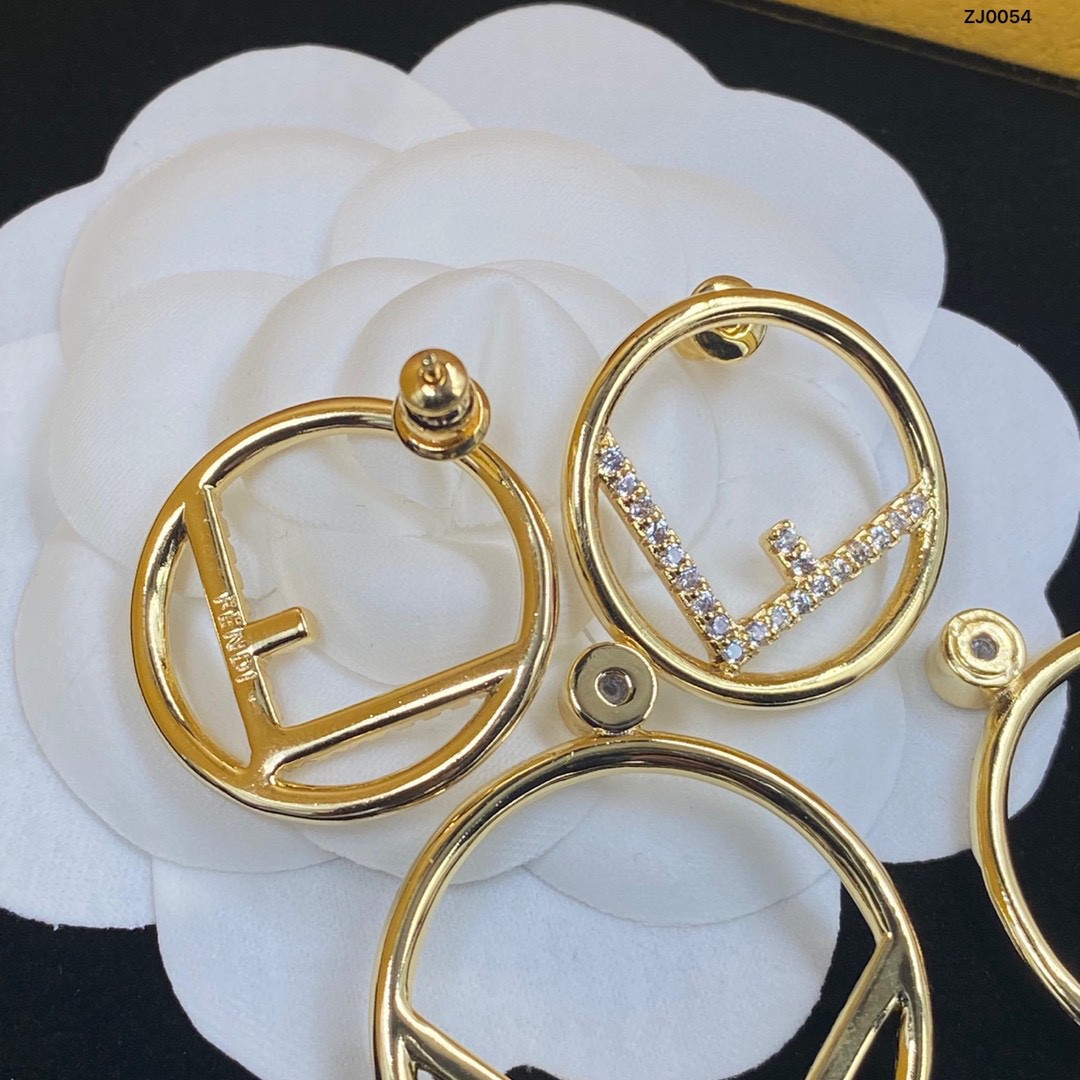 Fendi Earrings - FashionPlug
