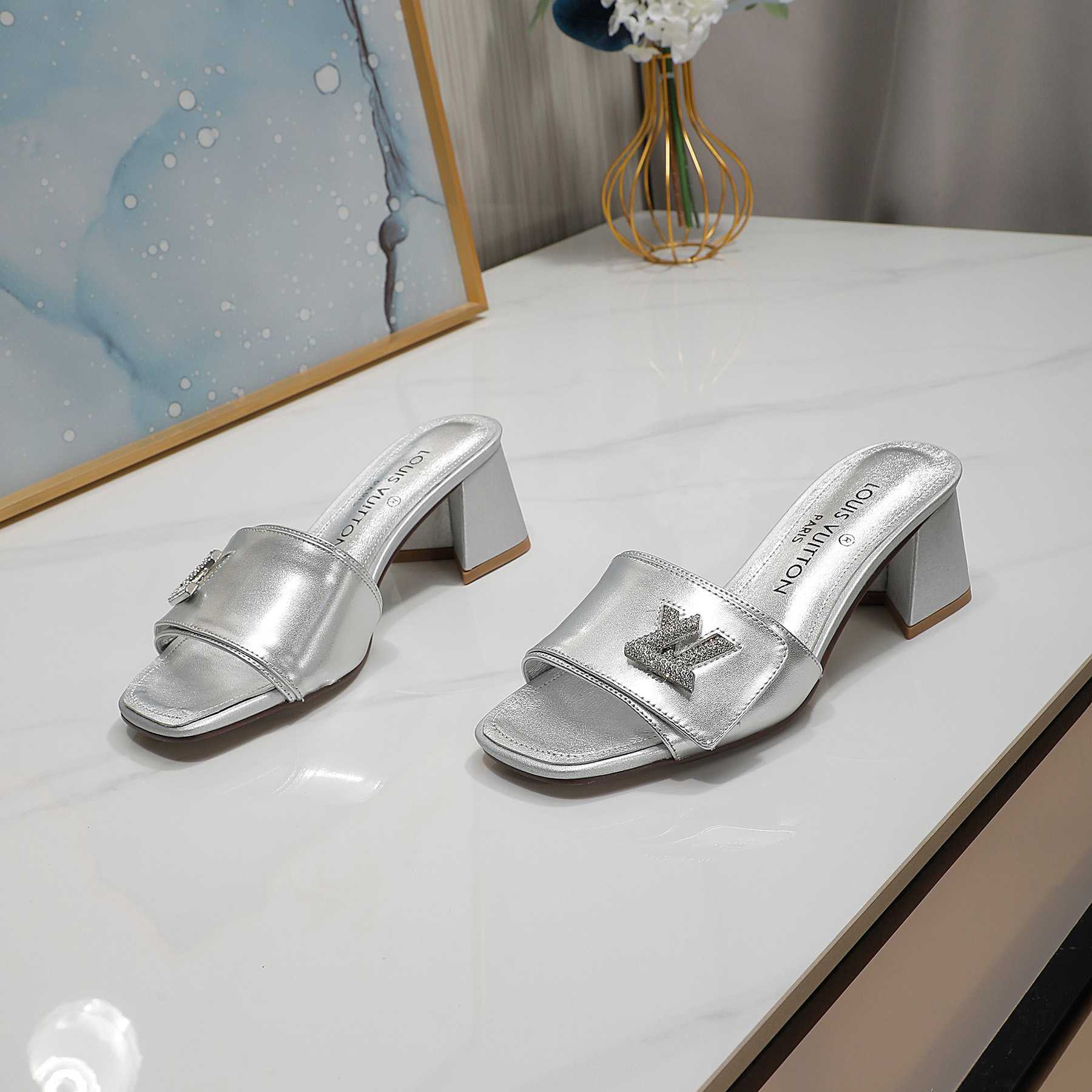 Louis Vuitton Shake Mule     1AB2PD - FashionPlug