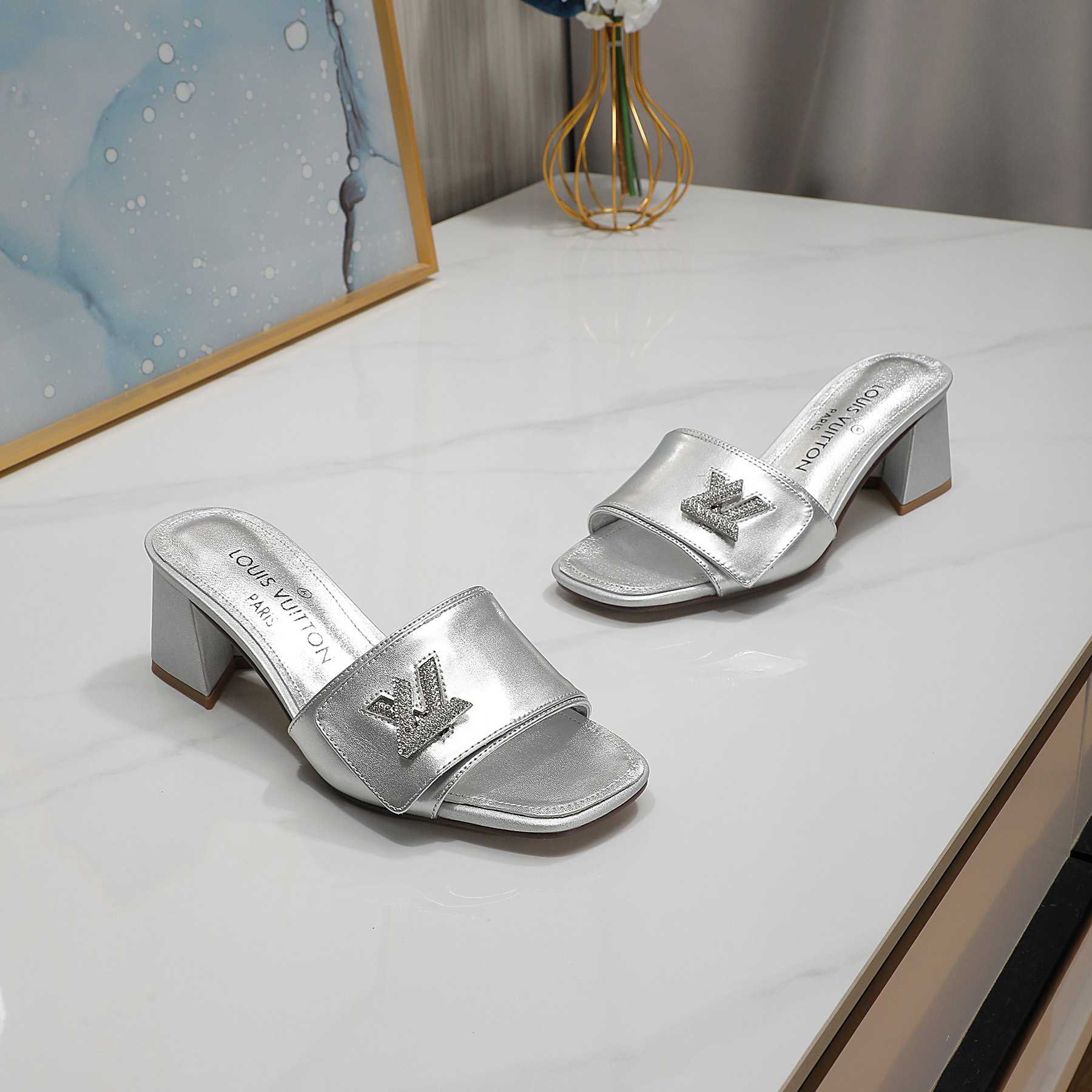 Louis Vuitton Shake Mule     1AB2PD - FashionPlug