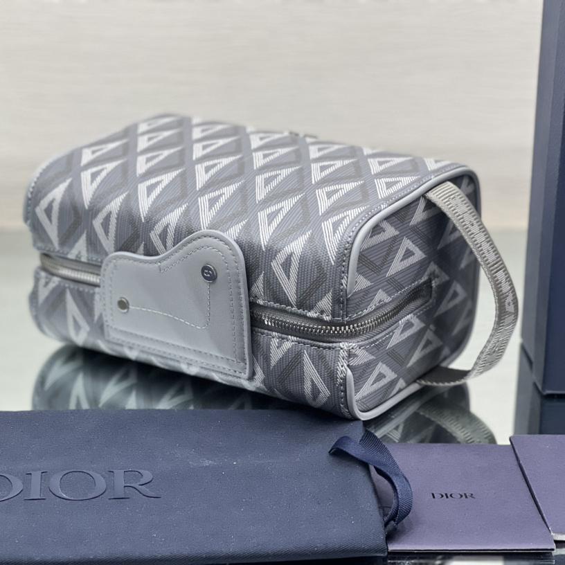 Dior Lingot Toiletry Case - FashionPlug