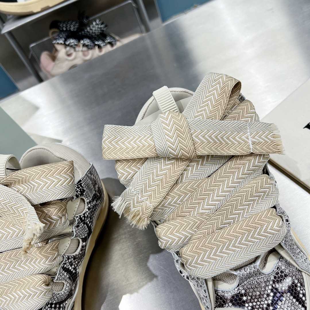 Lanvin Curb Low-Top Sneakers - FashionPlug