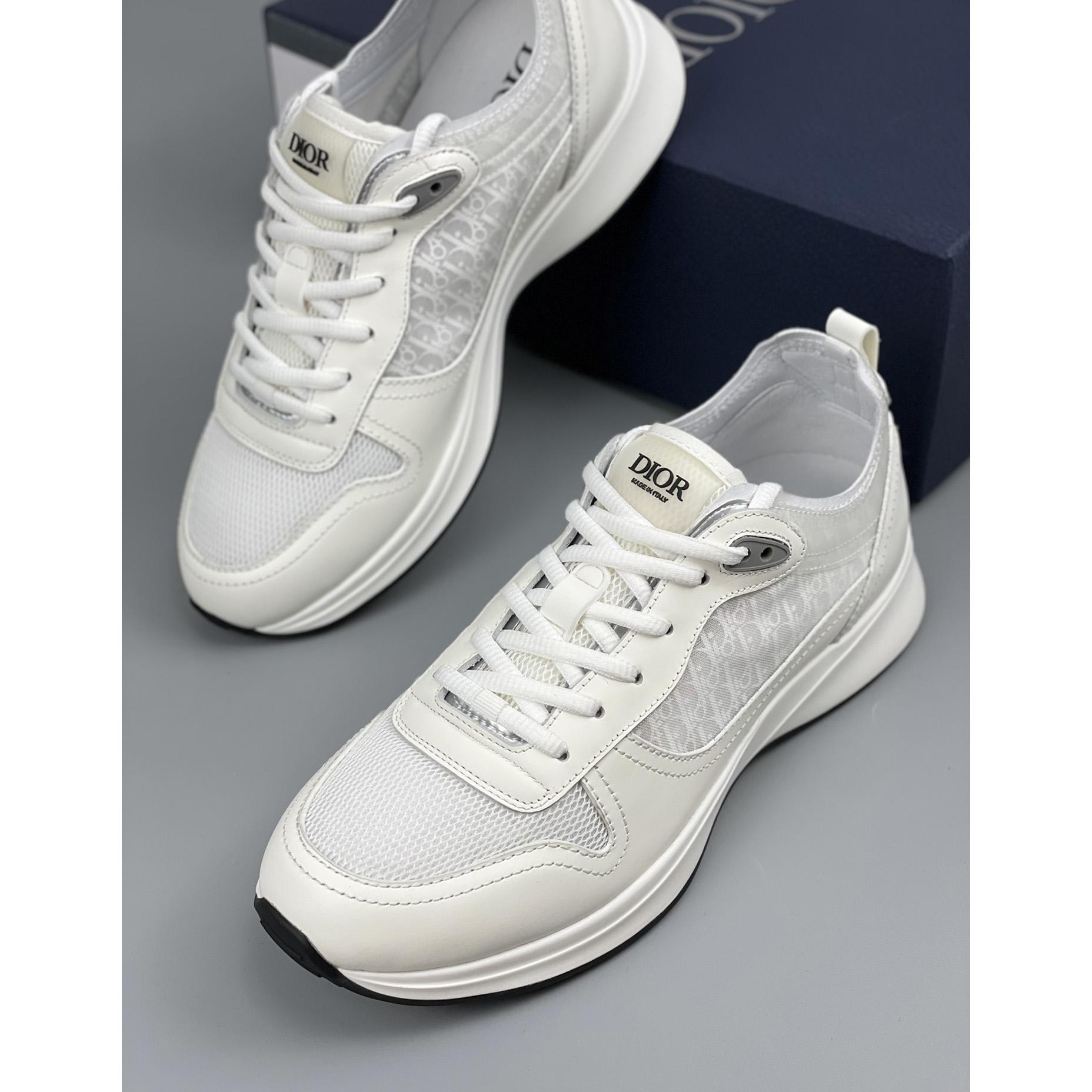 Dior B25 Runner Sneaker - FashionPlug