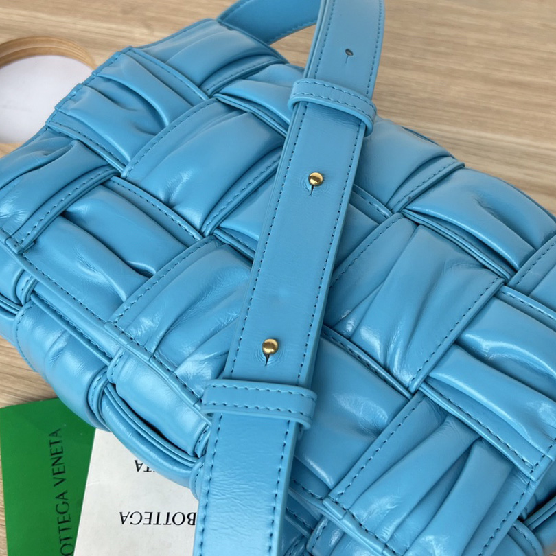 Bottega Veneta Cassette Foulard Intreccio Leather Cross-Body Bag - FashionPlug