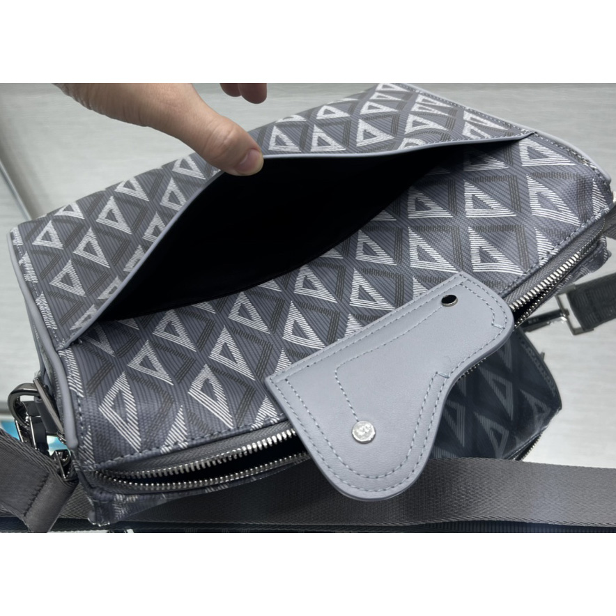 Dior Lingot Messenger Bag - FashionPlug