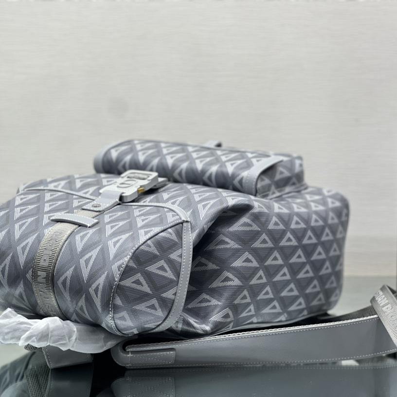 Dior Hit The Road Backpack - FashionPlug