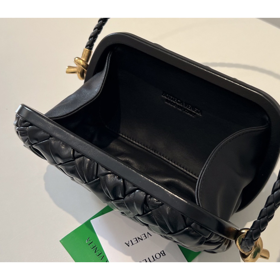 Bottega Veneta Knot On Strap - FashionPlug