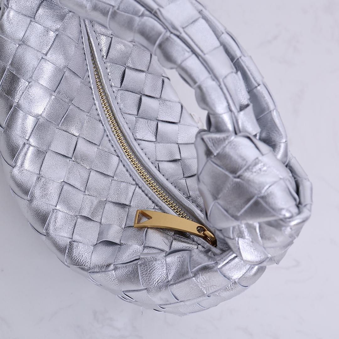 Bottega Veneta Mini Jodie - FashionPlug