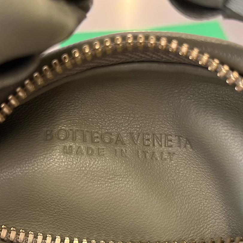Bottega Veneta Candy Jodie - FashionPlug