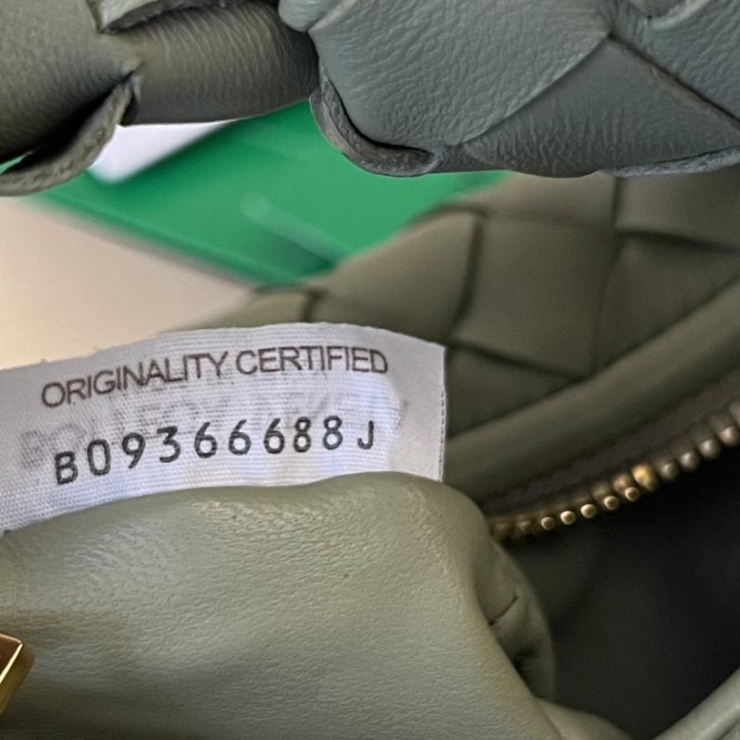 Bottega Veneta Candy Jodie - FashionPlug