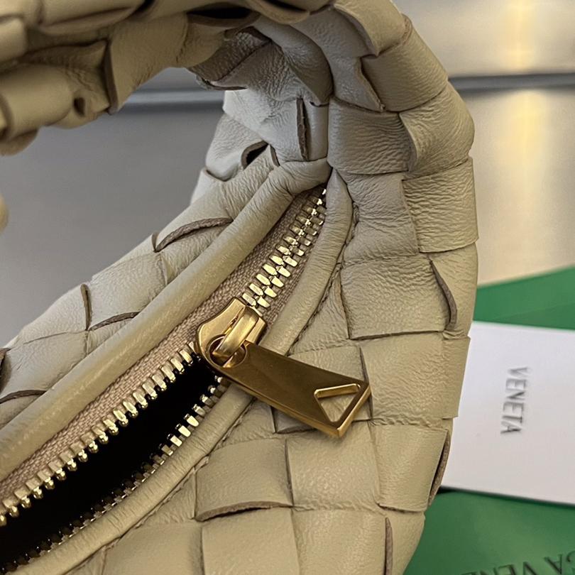 Bottega Veneta Candy Jodie - FashionPlug