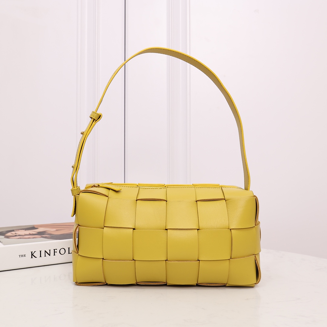 Bottega Veneta Brick Cassette - FashionPlug