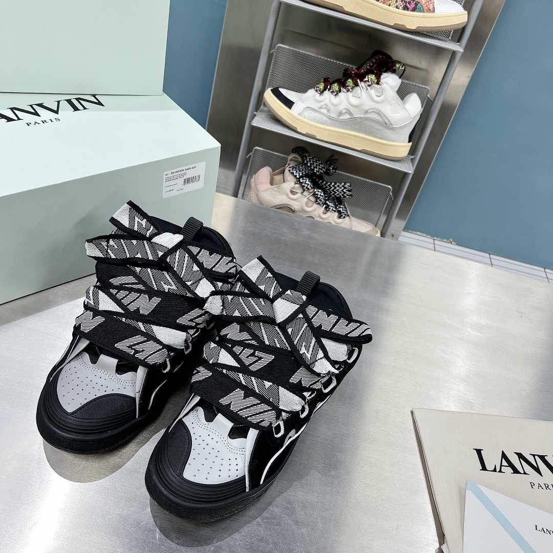Lanvin Curb Sneakers - FashionPlug