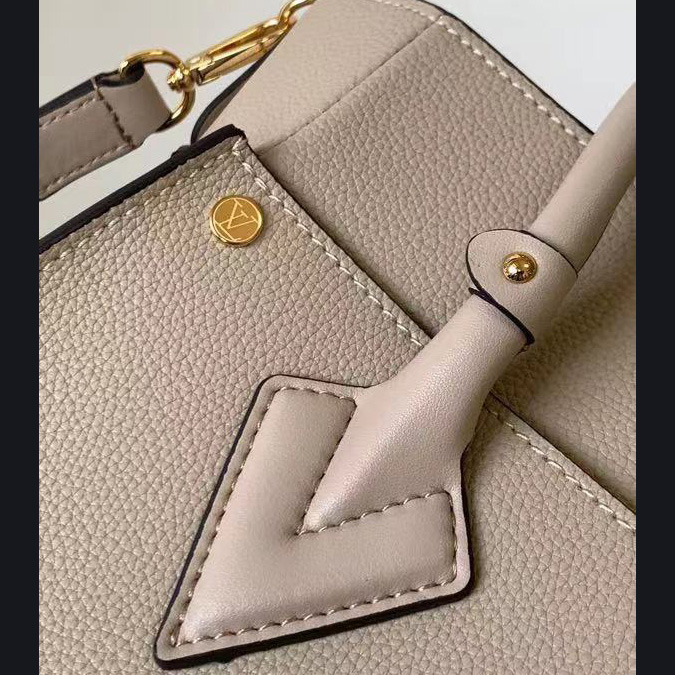 Louis Vuitton On My Side MM Tote Bag (30.5 x 24.5 x 14 cm)     M58485 - FashionPlug