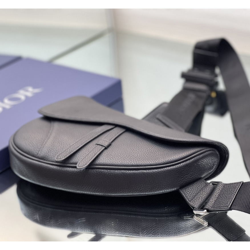 Dior Saddle Bag(20 x 28.6 x 5cm) - FashionPlug