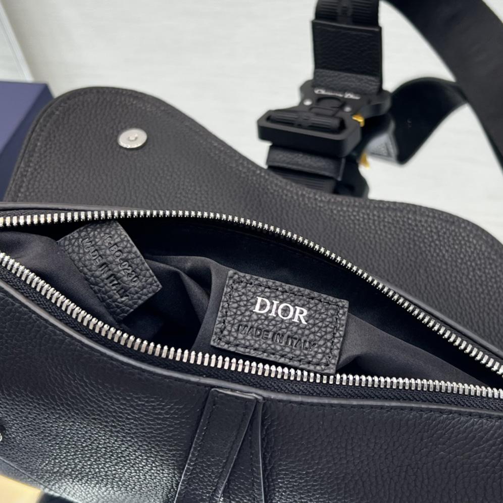 Dior Saddle Bag(20 x 28.6 x 5cm) - FashionPlug
