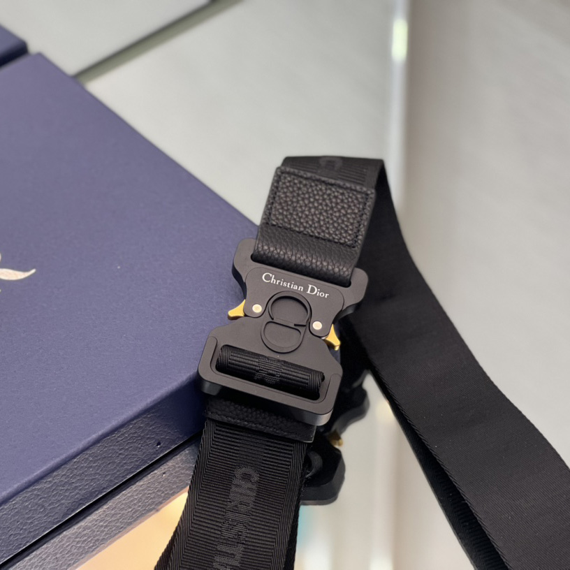 Dior Saddle Bag(20 x 28.6 x 5cm) - FashionPlug