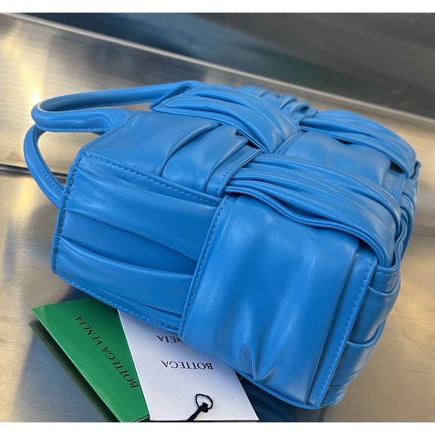 Bottega Veneta Mini Arco Tote Bag - FashionPlug