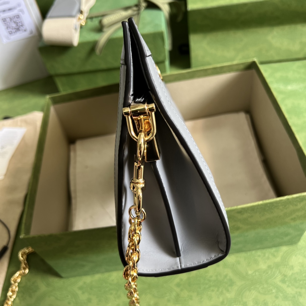 Gucci GG Matelassé Small Bag(26*17.5*8cm) - FashionPlug