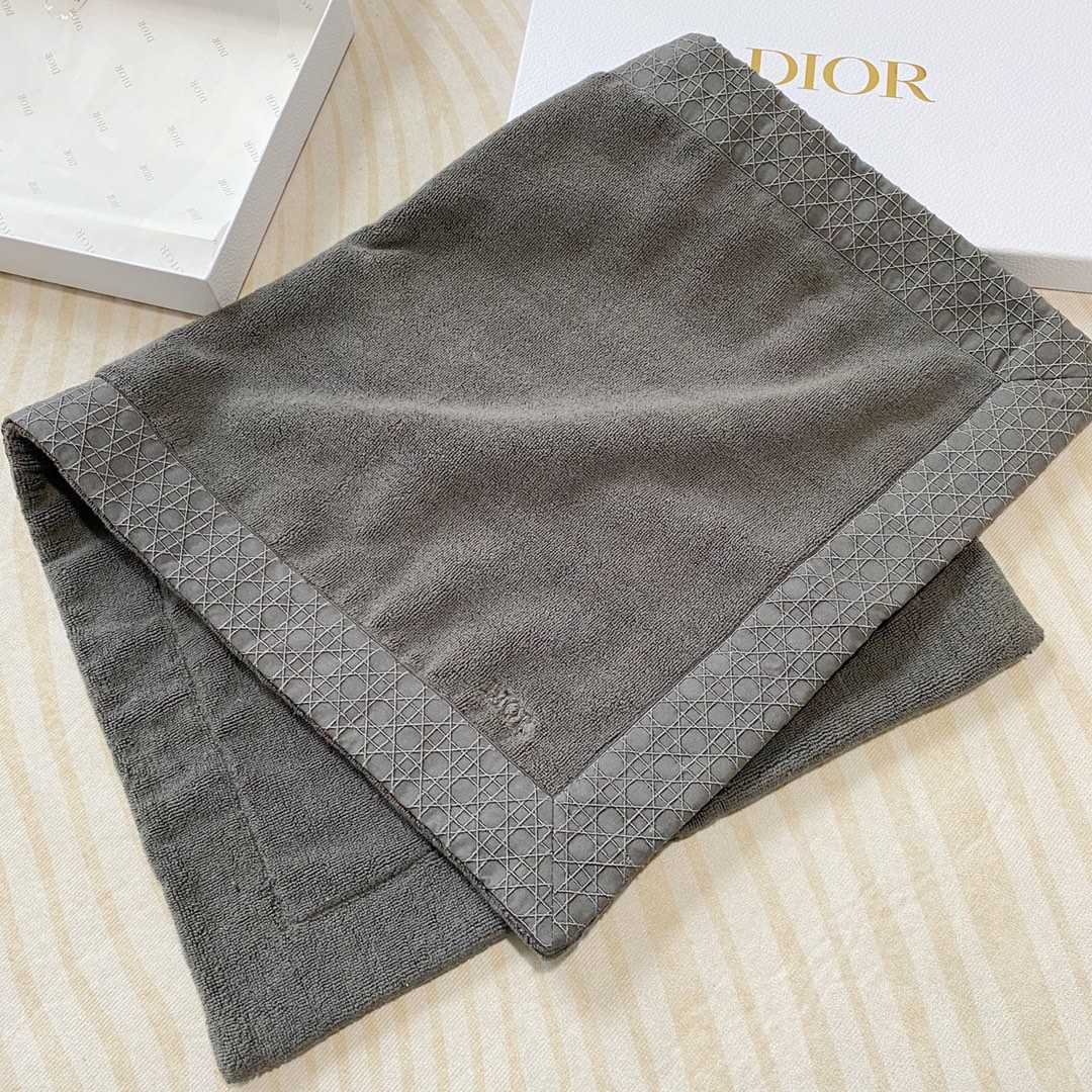 Dior Bath Mat - FashionPlug